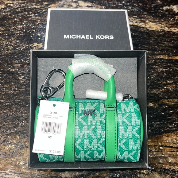 Michael Kors NWT/NIB $128 MSRP micro Duffle Keyfob - Palm Green - Picture 3 of 7